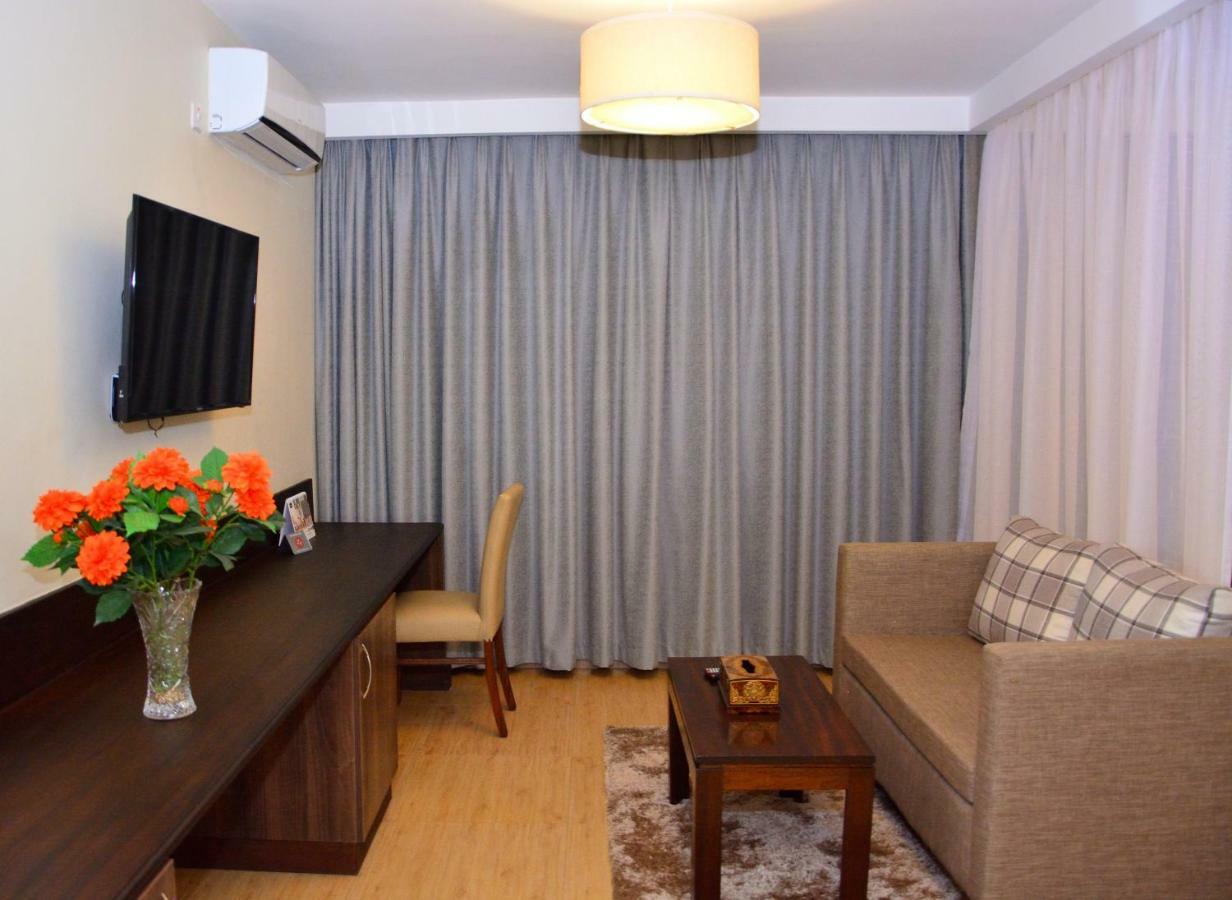 Hotel Razana 3*